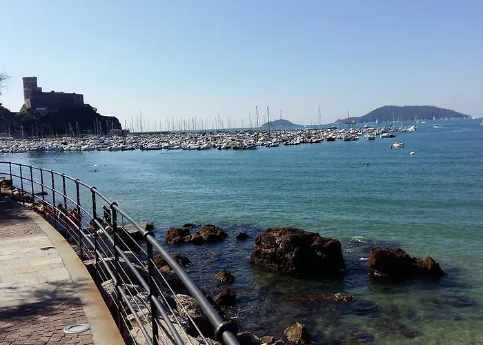 La Terrazza Sul Golfo Apartment *