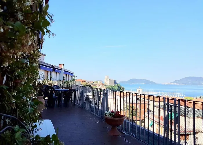 Apartment La Terrazza Sul Golfo *