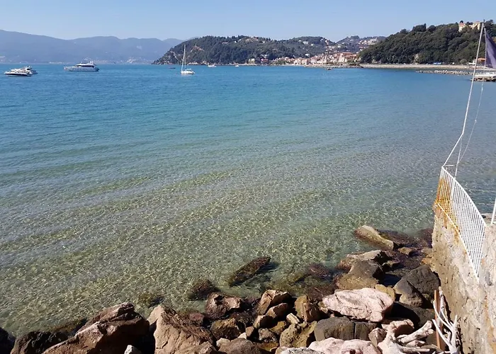 La Terrazza Sul Golfo Apartment *